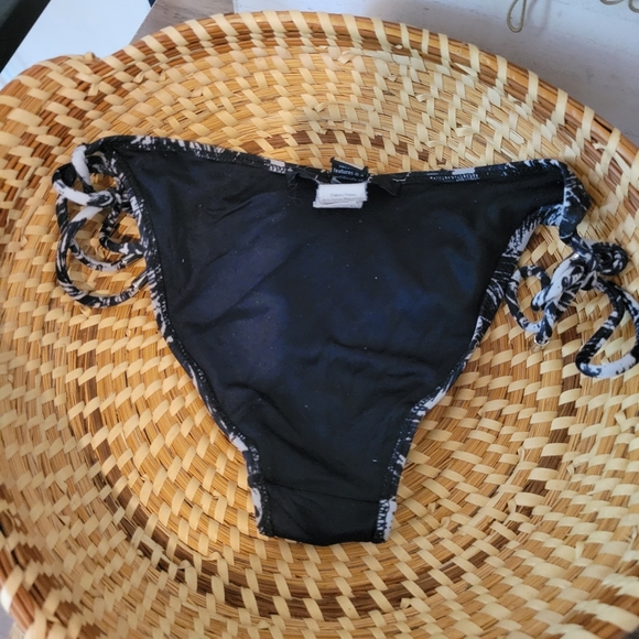 Diane Von Furstenburg Bikini - Picture 9 of 10